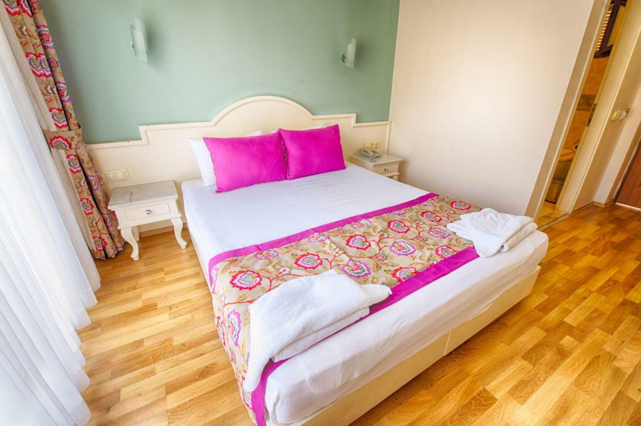S3 Hotels Orange Олудениз Екстериор снимка