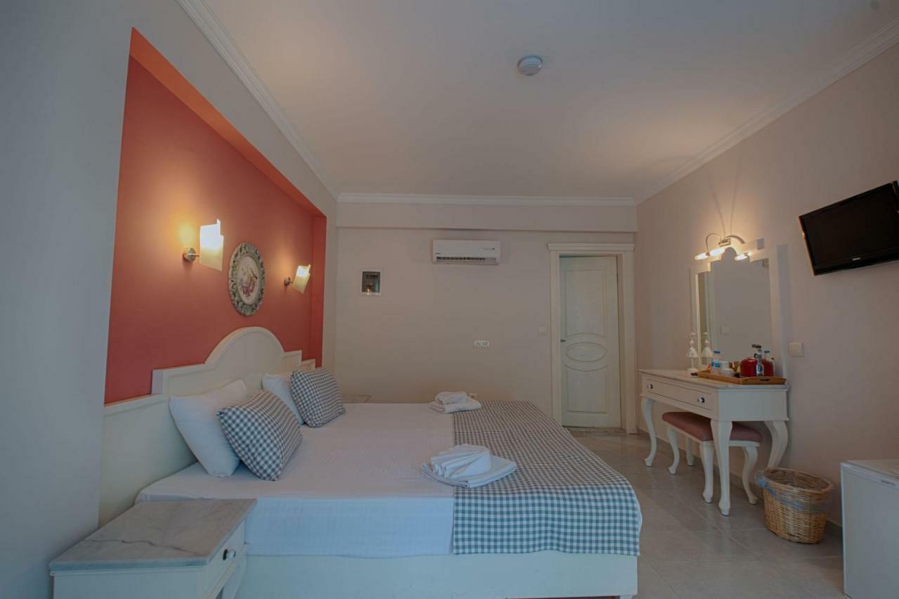 S3 Hotels Orange Олудениз Екстериор снимка